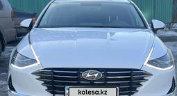 Hyundai Sonata 2023 года за 14 300 000 тг. в Астана