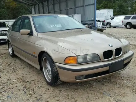 BMW 528 1998 года за 35 000 тг. в Алматы