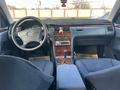 Mercedes-Benz E 320 1999 года за 4 200 000 тг. в Шымкент – фото 9