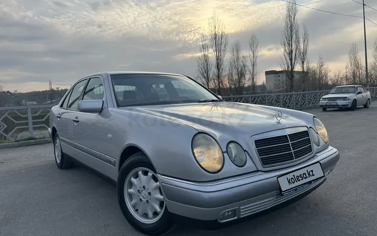Mercedes-Benz E 320 1999 года за 4 200 000 тг. в Шымкент