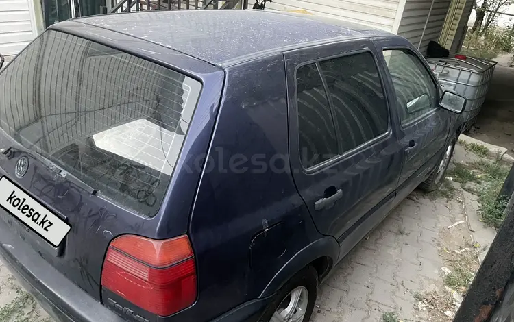 Volkswagen Golf 1995 года за 1 100 000 тг. в Алматы