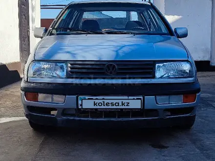 Volkswagen Vento 1993 года за 850 000 тг. в Аксукент