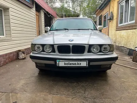 BMW 525 1991 года за 1 400 000 тг. в Алматы – фото 2