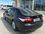 Toyota Camry 2021 года за 16 490 000 тг. в Актау – фото 4