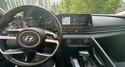 Hyundai Elantra 2022 года за 10 300 000 тг. в Астана – фото 4