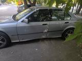 BMW 328 1991 годаүшін1 200 000 тг. в Астана – фото 2