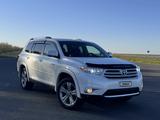 Toyota Highlander 2013 годаүшін9 200 000 тг. в Уральск