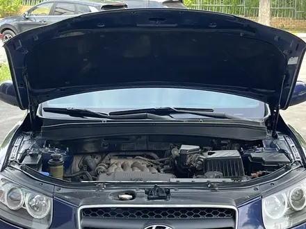 Hyundai Santa Fe 2008 года за 5 900 000 тг. в Астана – фото 32