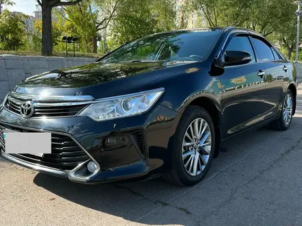 Toyota Camry 2016 года за 11 500 000 тг. в Астана