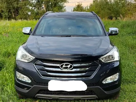 Hyundai Santa Fe 2013 года за 10 500 000 тг. в Усть-Каменогорск