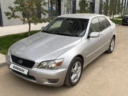 Lexus IS 200 2002 года за 3 500 000 тг. в Астана