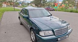 Mercedes-Benz C 200 1998 года за 3 400 000 тг. в Алматы – фото 2
