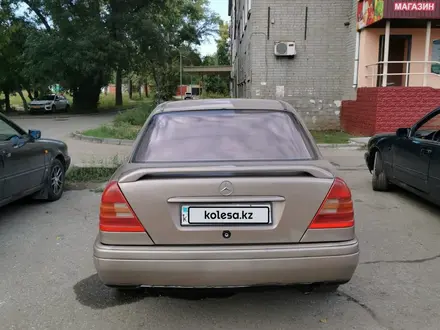 Mercedes-Benz C 180 1996 года за 750 000 тг. в Павлодар – фото 3