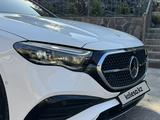 Mercedes-Benz E 300 2024 года за 37 000 000 тг. в Алматы – фото 4