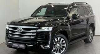 Toyota Land Cruiser Premium+ 2024 года за 57 500 000 тг. в Астана