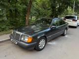 Mercedes-Benz E 230 1991 года за 1 550 000 тг. в Алматы