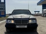 Mercedes-Benz E 250 1990 годаfor1 200 000 тг. в Сатпаев