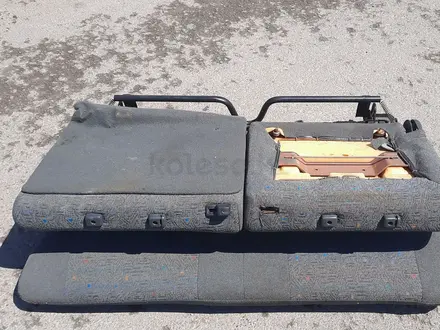 Сиденье заднее диван 3 ряд мс вагон 2 сантамо за 18 000 тг. в Караганда – фото 2