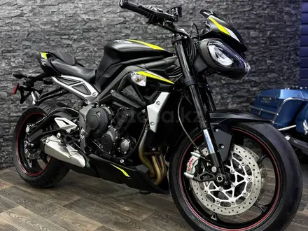 Triumph  STREET TRIPLE 765 RS 2021 года за 7 050 000 тг. в Алматы