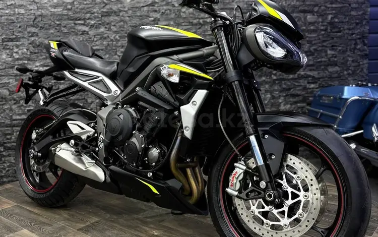 Triumph  STREET TRIPLE 765 RS 2021 годаүшін7 050 000 тг. в Алматы