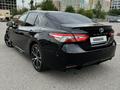 Toyota Camry 2018 года за 11 500 000 тг. в Алматы – фото 3