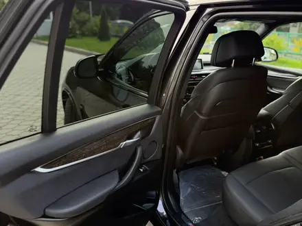 BMW X5 2018 года за 17 500 000 тг. в Алматы – фото 16