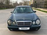 Mercedes-Benz E 230 1996 годаүшін2 250 000 тг. в Алматы – фото 2