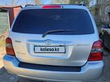 Toyota Highlander 2005 года за 6 950 000 тг. в Глубокое – фото 2