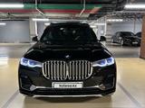 BMW X7 2021 года за 51 000 000 тг. в Астана – фото 2