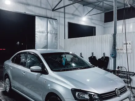 Volkswagen Polo 2014 года за 4 300 000 тг. в Актау – фото 7