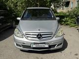 Mercedes-Benz B 200 2006 годаfor3 400 000 тг. в Караганда