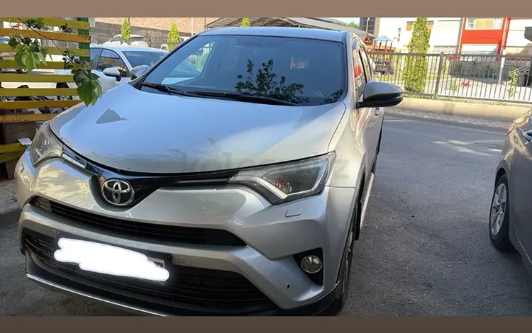Toyota RAV4 2018 года за 10 000 000 тг. в Шымкент