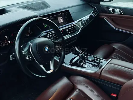 BMW X5 2019 года за 28 000 000 тг. в Атырау – фото 6