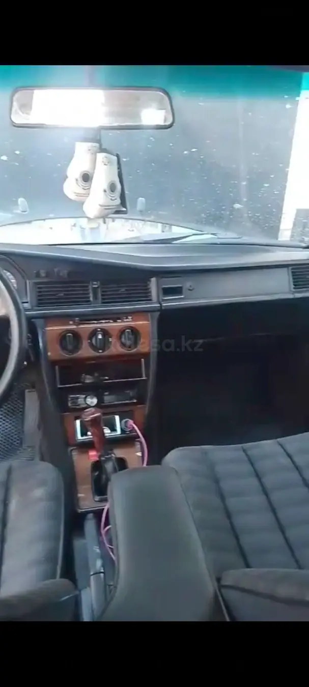 Mercedes-Benz 190, 1992