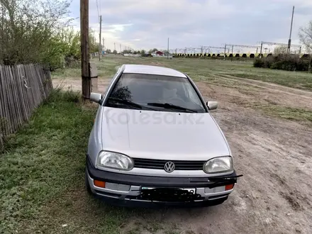 Volkswagen Golf 1995 года за 1 700 000 тг. в Караганда – фото 3