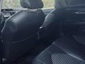 Toyota Camry 2018 года за 8 400 000 тг. в Уральск – фото 11