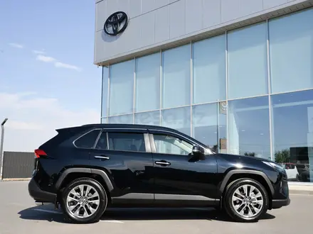 Toyota RAV4 Luxe+ 2025 года за 22 490 000 тг. в Шымкент – фото 17