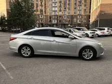 Hyundai Sonata, 2013