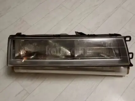 Фара правая Toyota Soarer за 18 000 тг. в Алматы