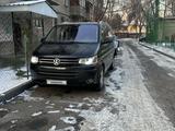 Volkswagen Multivan 2012 годаүшін11 500 000 тг. в Алматы