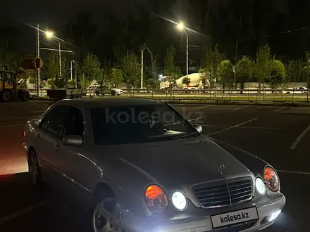 Mercedes-Benz E 320 2002 года за 4 800 000 тг. в Алматы