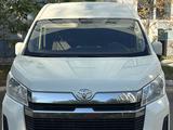 Toyota Hiace 2021 года за 25 000 000 тг. в Атырау