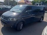 Volkswagen Caravelle 2011 годаүшін10 500 000 тг. в Павлодар