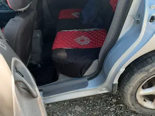Mazda Cronos