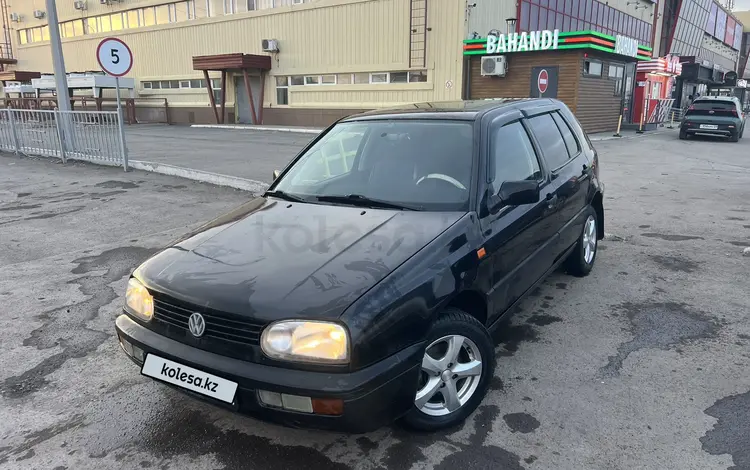 Volkswagen Golf 1995 года за 1 950 000 тг. в Караганда