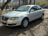 Volkswagen Passat 2007 годаүшін3 280 000 тг. в Астана