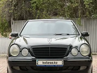 Mercedes-Benz E-Class, 2001