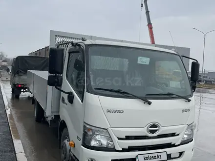 Hino  300 2024 года в Алматы – фото 7