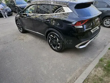 Kia Sportage 2023 года за 11 300 000 тг. в Алматы – фото 4