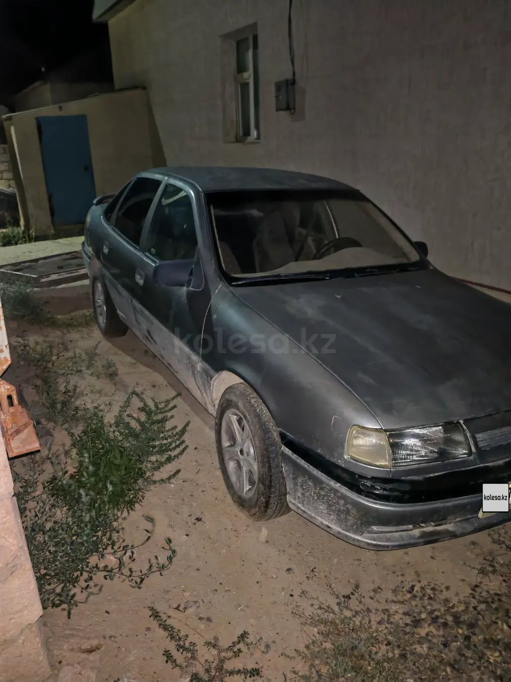 Opel Vectra, 1992